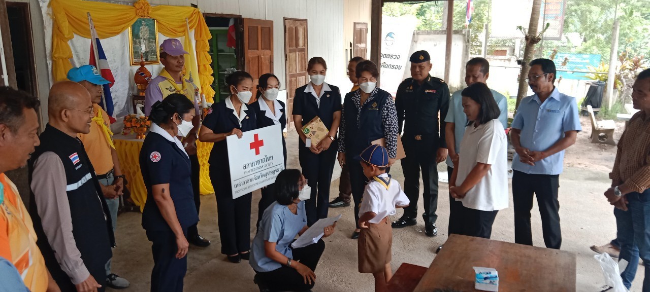 การติดตามเยี่ยมดูแลผู้ป่วยในพระบรมราชานุเคราะห์ พระราชานุเคราะห์และผู้ด้อยโอกาสในสังคม ในพื้นที่ตำบลปากหมาก
